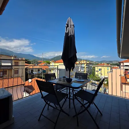 New Design Flat With Ac, Wi-fi & Terrace Appartement