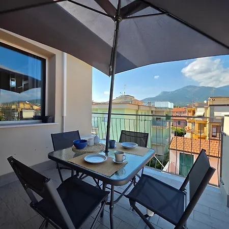 Appartement New Design Flat With Ac, Wi-fi & Terrace