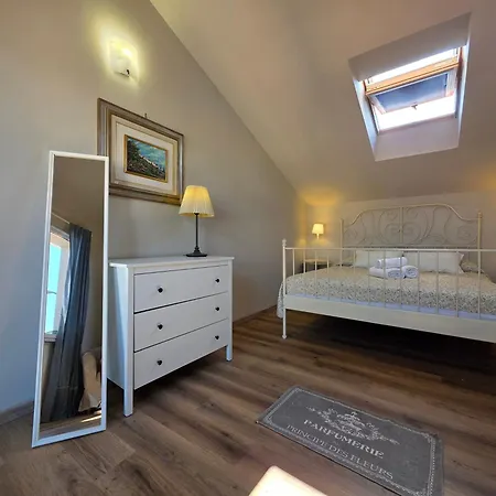 New Design Flat With Ac, Wi-fi & Terrace Apartamento