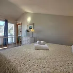 New Design Flat With Ac, Wi-fi & Terrace