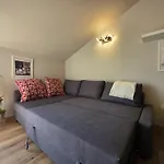 New Design Flat With Ac, Wi-fi & Terrace شقة