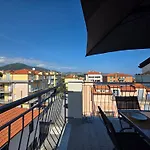 New Design Flat With Ac, Wi-fi & Terrace شقة