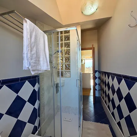 New Design Flat With Ac, Wi-fi & Terrace Apartamento