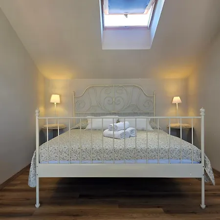 New Design Flat With Ac, Wi-fi & Terrace 洛阿诺