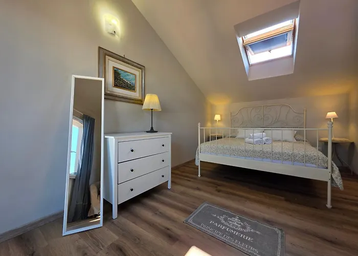 New Design Flat With Ac, Wi-fi & Terrace Lägenhet